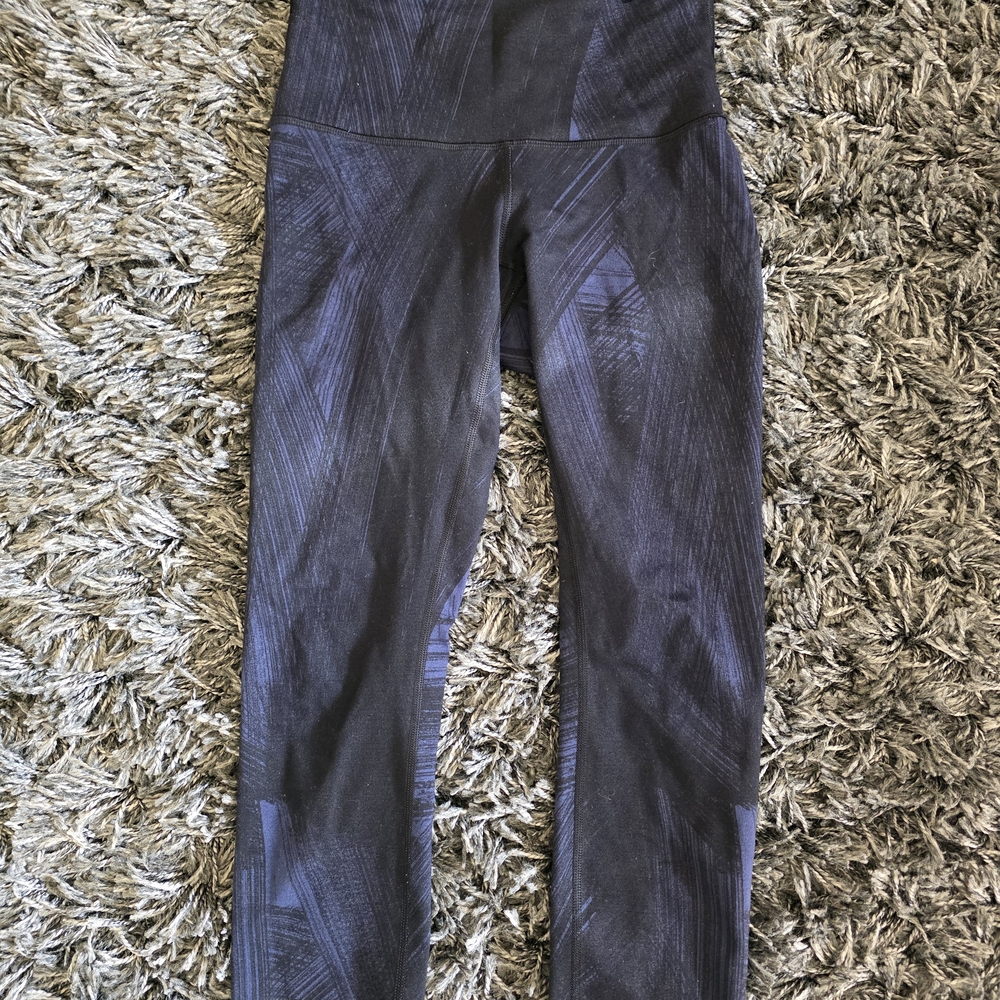 Lululemon Black and Gray Leggings Size 4